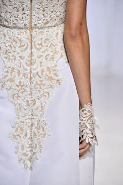 Reem Acra sonbahar 2017 Gelin Koleksiyonu gösteri