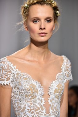 Reem Acra sonbahar 2017 Gelin Koleksiyonu gösteri