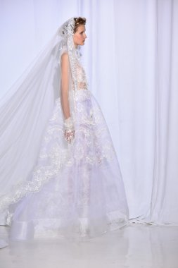 Reem Acra sonbahar 2017 Gelin Koleksiyonu gösteri