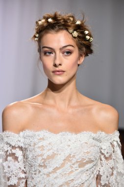 Reem Acra sonbahar 2017 Gelin Koleksiyonu gösteri