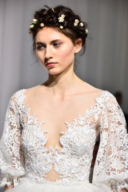 Reem Acra sonbahar 2017 Gelin Koleksiyonu gösteri