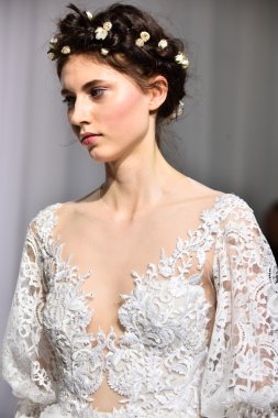 Reem Acra sonbahar 2017 Gelin Koleksiyonu gösteri