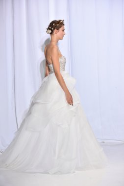 Reem Acra sonbahar 2017 Gelin Koleksiyonu gösteri