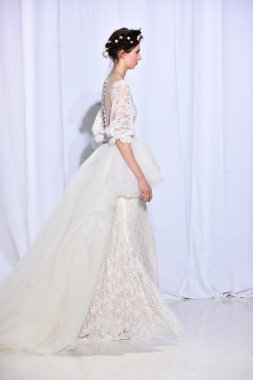 Reem Acra sonbahar 2017 Gelin Koleksiyonu gösteri