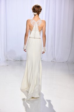  Reem Acra sonbahar 2017 Gelin Koleksiyonu gösteri