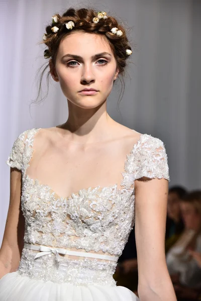Reem Acra Fall 2017 Bridal collection show — Stock Photo, Image