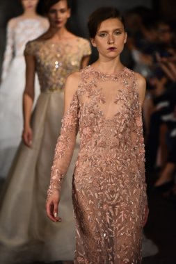  Rivini sonbahar 2017 Gelin Koleksiyonu gösteri 