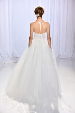  Reem Acra sonbahar 2017 Gelin Koleksiyonu gösteri