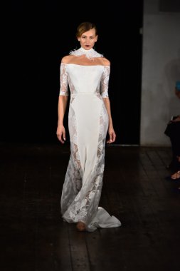 Rivini sonbahar 2017 Gelin Koleksiyonu gösteri