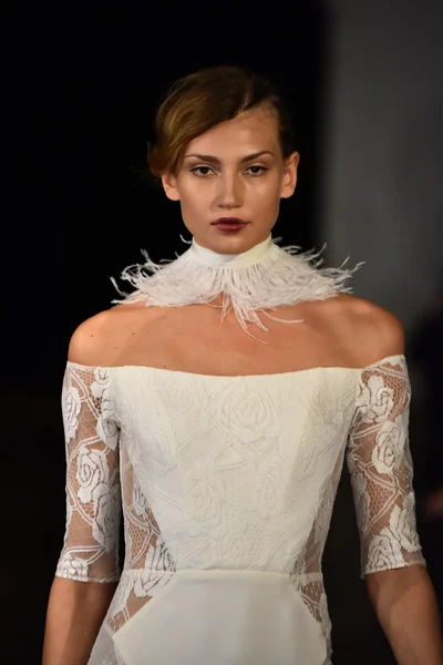 Rivini Fall 2017 Bridal collection show — Stock Photo, Image