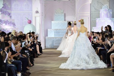 Ines Di Santo sonbahar 2017 Gelin Koleksiyonu gösteri