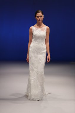 Amare gelin Couture sonbahar 2017 koleksiyonu gösteri