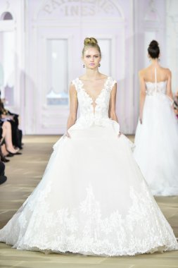 Ines Di Santo sonbahar 2017 Gelin Koleksiyonu gösteri