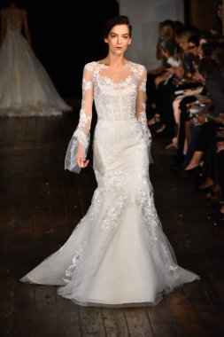  Rivini sonbahar 2017 Gelin Koleksiyonu gösteri