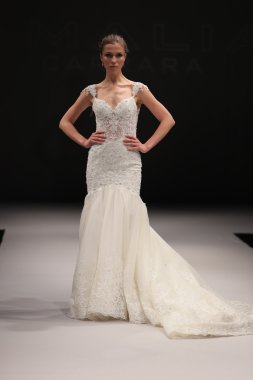 Milady Sonbahar Eve 2017 koleksiyon gösterisi