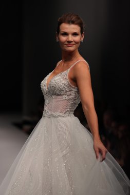 Milady Sonbahar Eve 2017 koleksiyon gösterisi