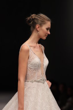 Milady Sonbahar Eve 2017 koleksiyon gösterisi