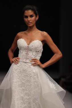 Milady Sonbahar Eve 2017 koleksiyon gösterisi