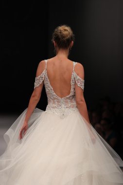 Milady Sonbahar Eve 2017 koleksiyon gösterisi