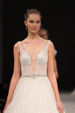 Milady Sonbahar Eve 2017 koleksiyon gösterisi