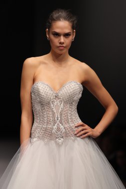 Milady Sonbahar Eve 2017 koleksiyon gösterisi