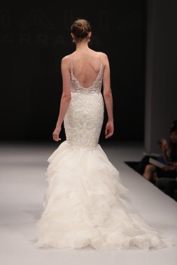 Milady Sonbahar Eve 2017 koleksiyon gösterisi