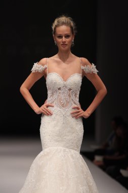 Milady Sonbahar Eve 2017 koleksiyon gösterisi