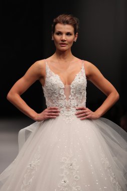 Milady Sonbahar Eve 2017 koleksiyon gösterisi