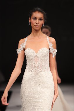 Milady Sonbahar Eve 2017 koleksiyon gösterisi