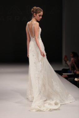 Milady Sonbahar Eve 2017 koleksiyon gösterisi