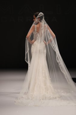 Milady Sonbahar Eve 2017 koleksiyon gösterisi