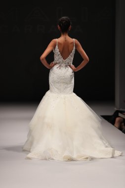 Milady Sonbahar Eve 2017 koleksiyon gösterisi