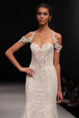  Milady Sonbahar Eve 2017 koleksiyon gösterisi