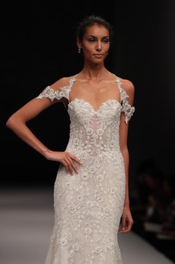  Milady Sonbahar Eve 2017 koleksiyon gösterisi