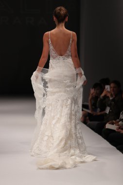  Milady Sonbahar Eve 2017 koleksiyon gösterisi