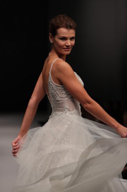  Milady Sonbahar Eve 2017 koleksiyon gösterisi