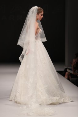  Milady Sonbahar Eve 2017 koleksiyon gösterisi