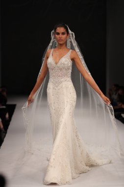  Milady Sonbahar Eve 2017 koleksiyon gösterisi