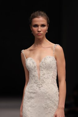  Milady Sonbahar Eve 2017 koleksiyon gösterisi