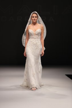  Milady Sonbahar Eve 2017 koleksiyon gösterisi