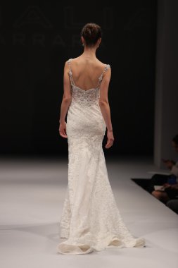  Milady Sonbahar Eve 2017 koleksiyon gösterisi