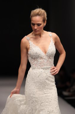  Milady Sonbahar Eve 2017 koleksiyon gösterisi