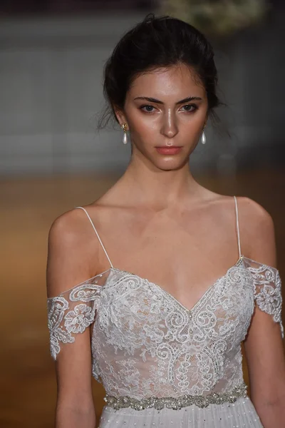 Colección nupcial Alon Livne White 2017 —  Fotos de Stock