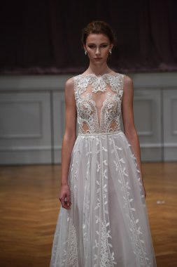 Alon Livne beyaz 2017 gelinlik koleksiyonu