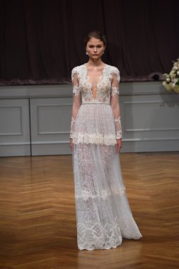 Alon Livne beyaz 2017 gelinlik koleksiyonu