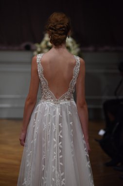 Alon Livne beyaz 2017 gelinlik koleksiyonu