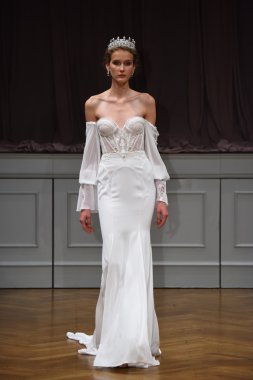 Alon Livne beyaz 2017 gelinlik koleksiyonu