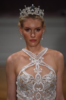 Alon Livne beyaz 2017 gelinlik koleksiyonu