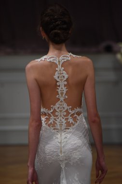 Alon Livne beyaz 2017 gelinlik koleksiyonu