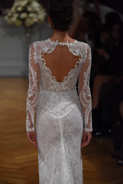 Alon Livne beyaz 2017 gelinlik koleksiyonu